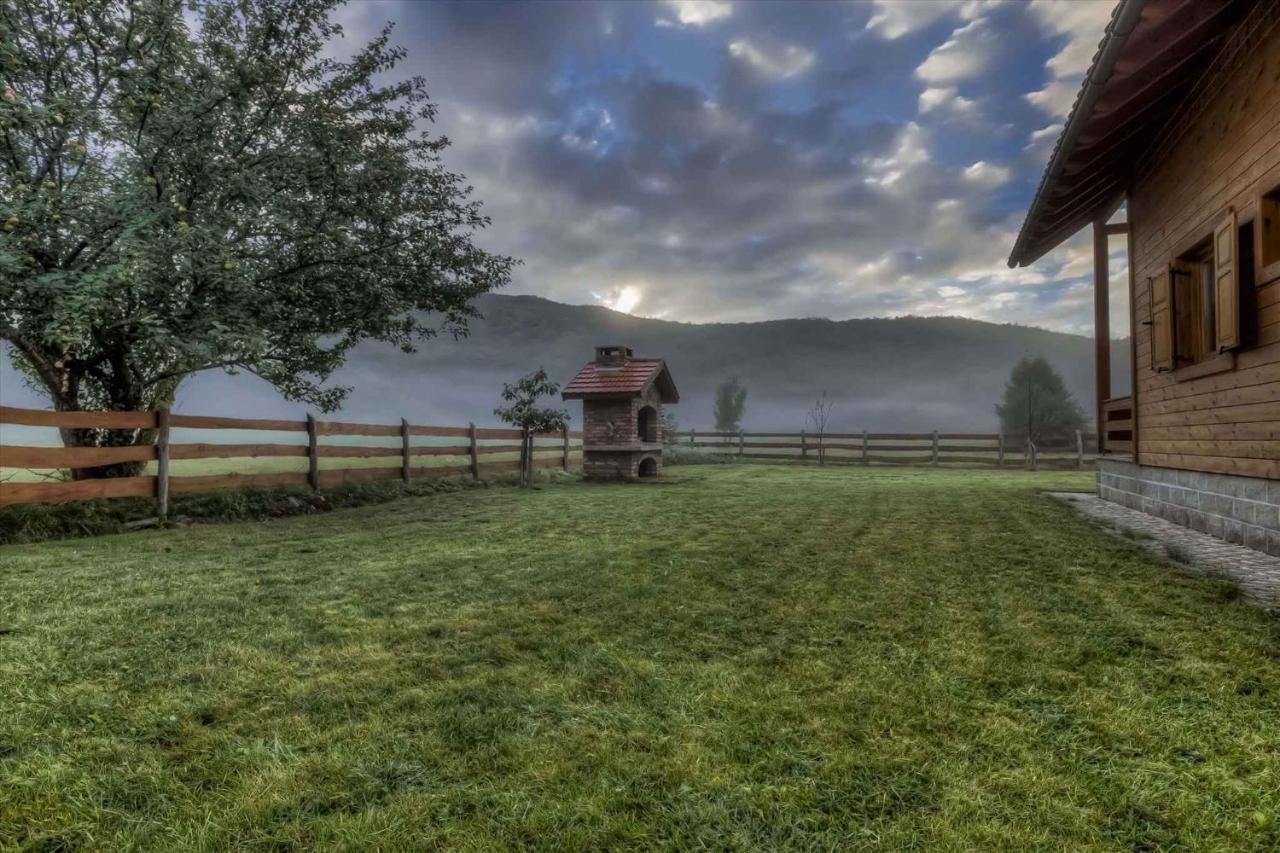 Holiday Home In Smiljan 17134 エクステリア 写真